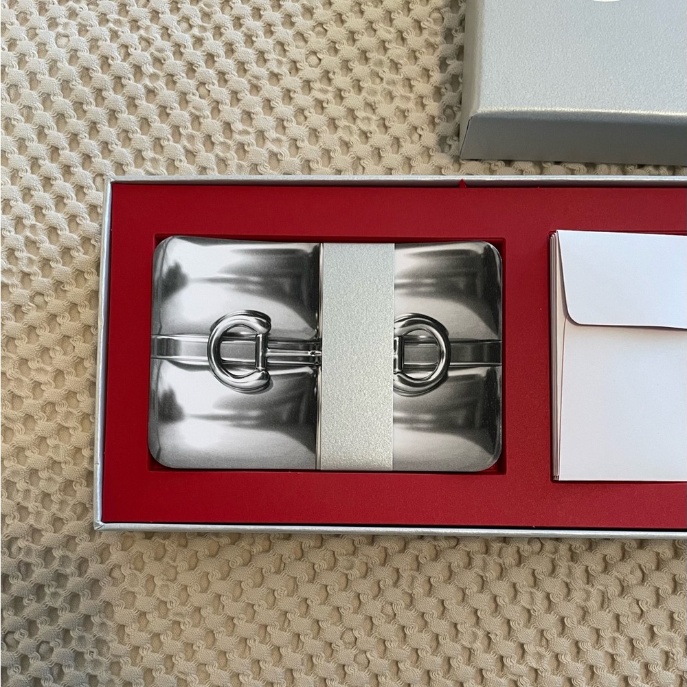 Gucci Holiday Greeting Card Set - Picture 2 of 6